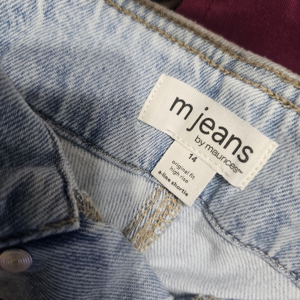 Maurices 3.5" Jean shorts - Picture 6 of 7